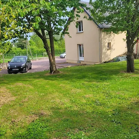 Holiday home L Etablissement Gold Propose 1 , Maison 80m2 Avec Terrain 500m2, Parking Prive A 4 Min Du Port Artificiel D Arromanches, Services Accueil Personnalise, Lits Faits, Serviettes, Menage, Netflix, Wifi Ryes