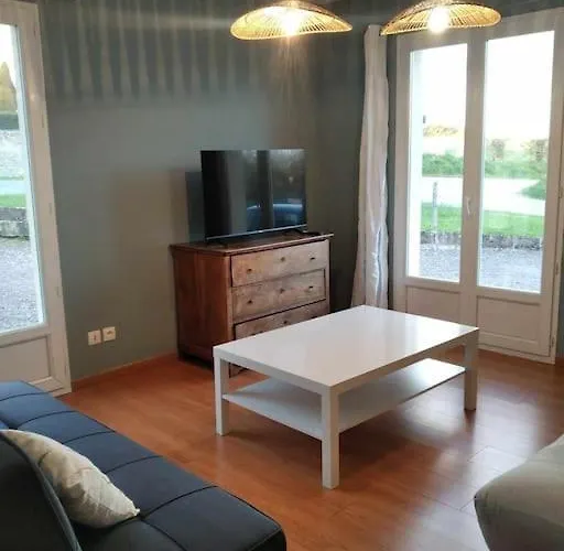 Casa vacanze L Etablissement Gold Propose 1 Maison 80m2 Avec Terrain 500m2 Parking Prive A 4 Min Du Port Artificiel D Arromanches Services Accueil Personnalise Lits Faits Serviettes Menage Netflix Wifi Sur Veloroute Ryes